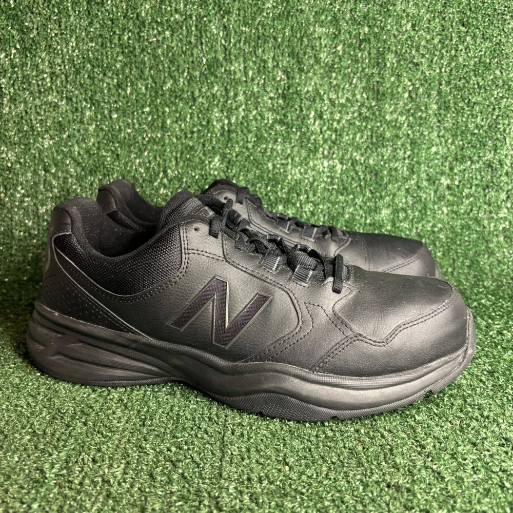 New Balance 411 V1 Comfort Ride Walking Athletic Sneaker Black Mens 11.5 2E Wide
